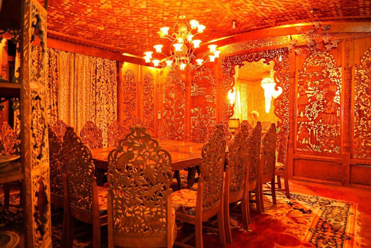 De Laila House Boat By Sterling Hotel Srinagar  Exterior photo